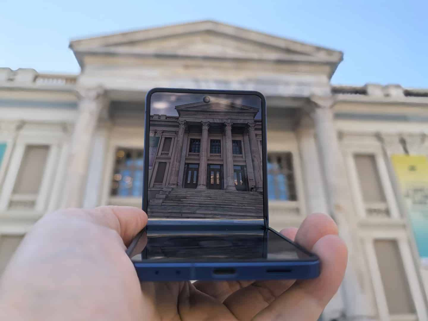 Samsung Galaxy Z Flip7